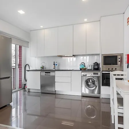 Casa Dos Terracos T3 Rc * Сан-Мартинью-ду-Порту